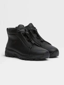 Black Leather Triple Stitch™ Vetta Sneakers