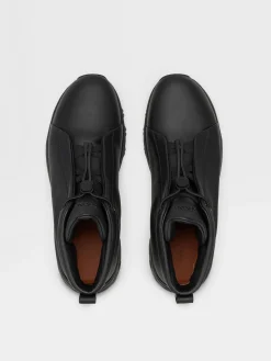 Black Leather Triple Stitch™ Vetta Sneakers