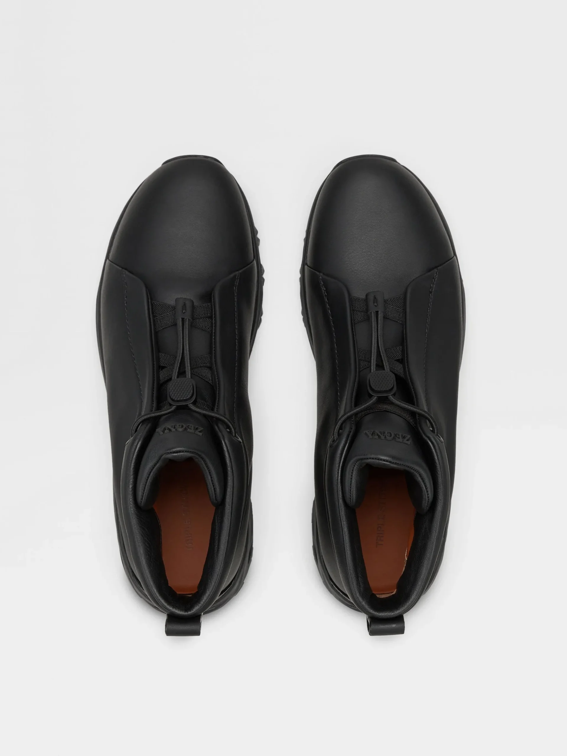 Black Leather Triple Stitch™ Vetta Sneakers