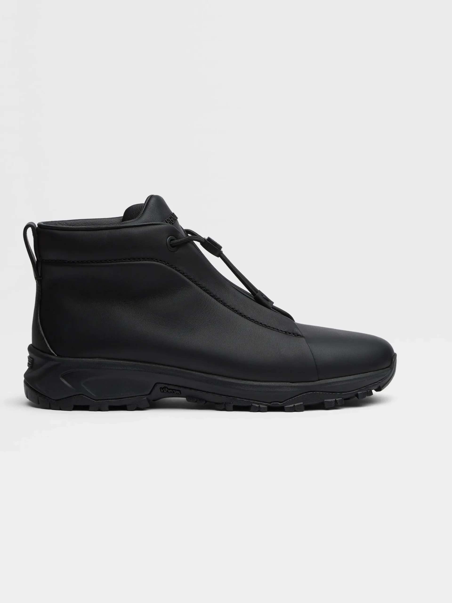 Black Leather Triple Stitch™ Vetta Sneakers