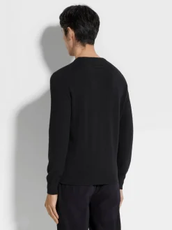 Black Oasi Cashmere Crewneck