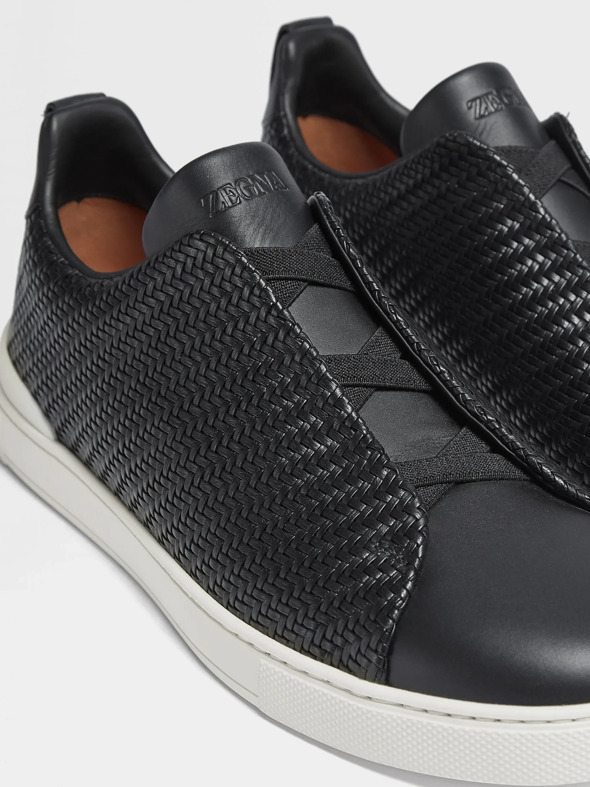 Black PELLETESSUTA™ Leather Triple Stitch™ Sneakers