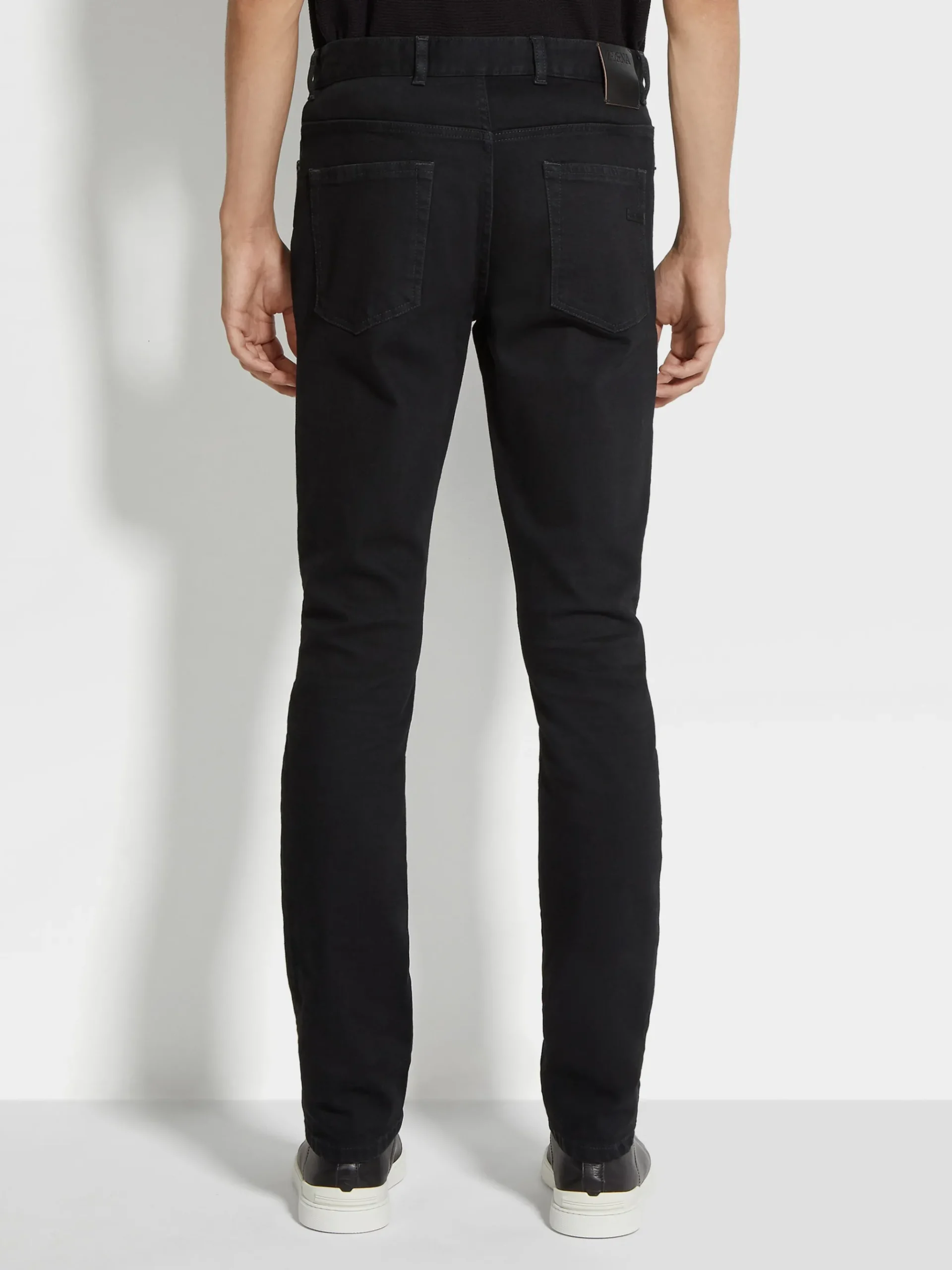 Black Rinse-washed Stretch Cotton Roccia Jeans