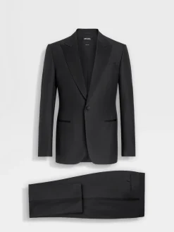 Black Trofeo™ 600 Wool and Silk Tuxedo