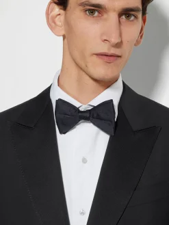 Black Trofeo™ 600 Wool and Silk Tuxedo
