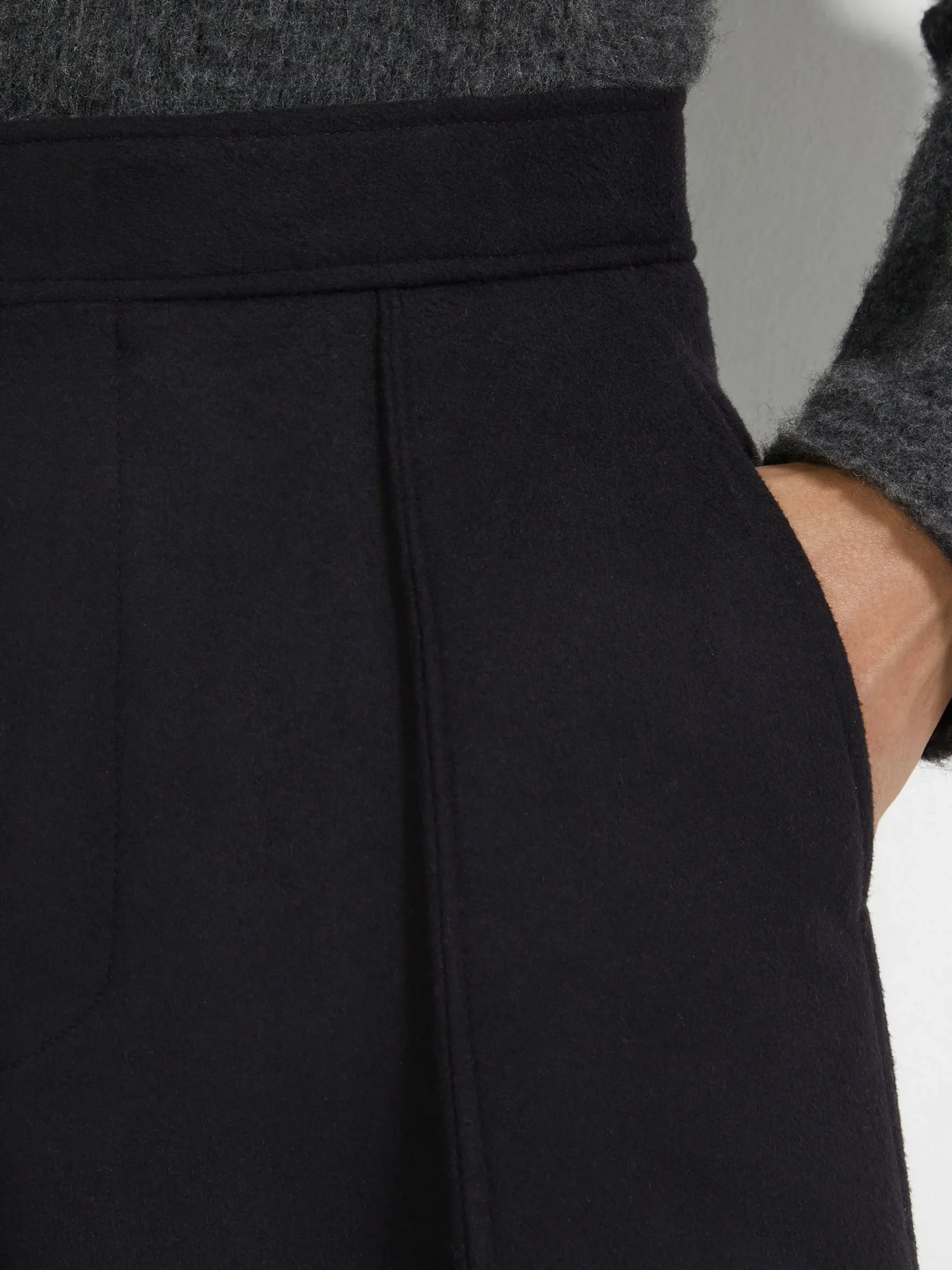 Black Trofeo™ Cashmere Pants