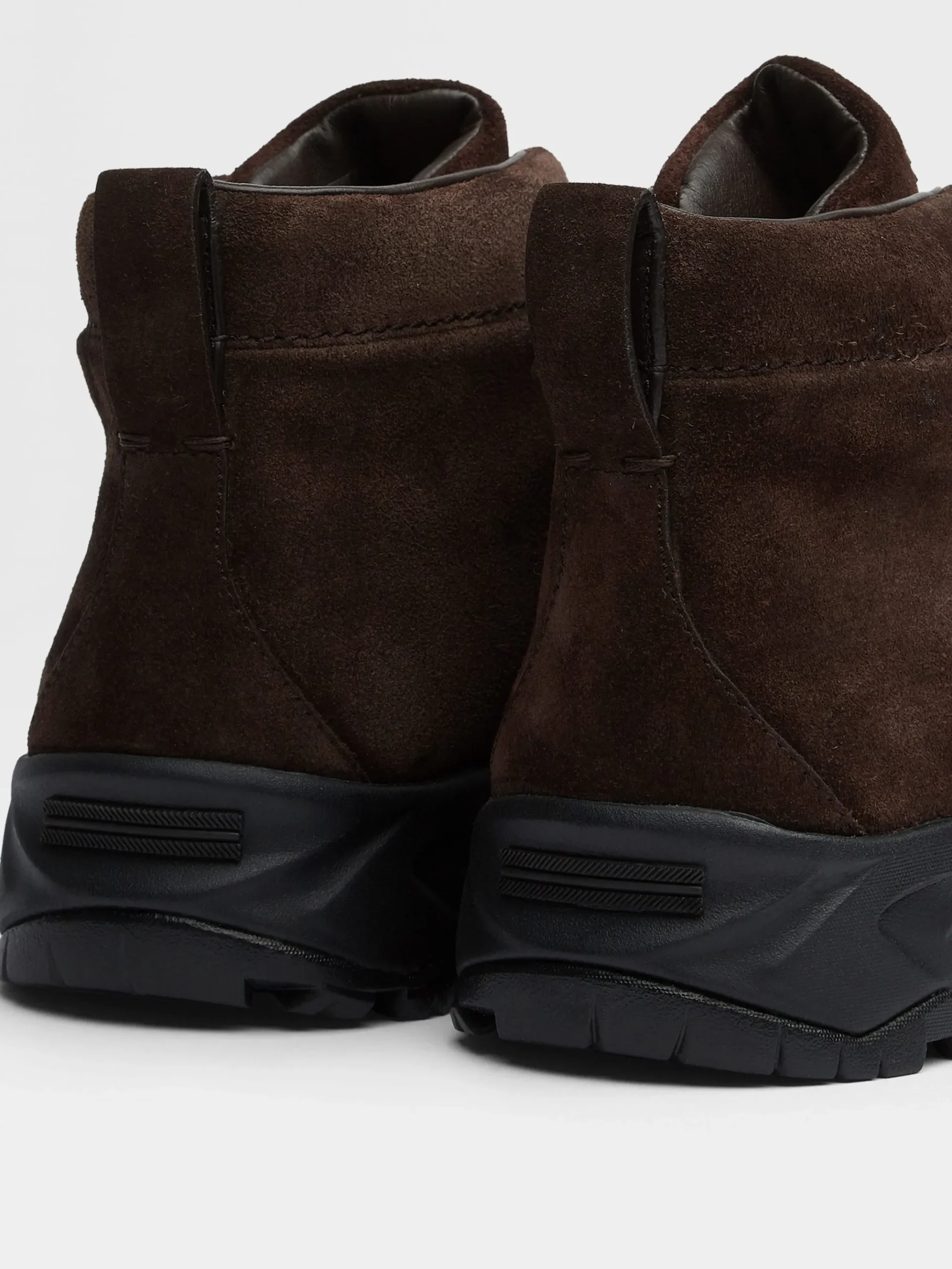 Brown Suede Triple Stitch™ Vetta Sneakers