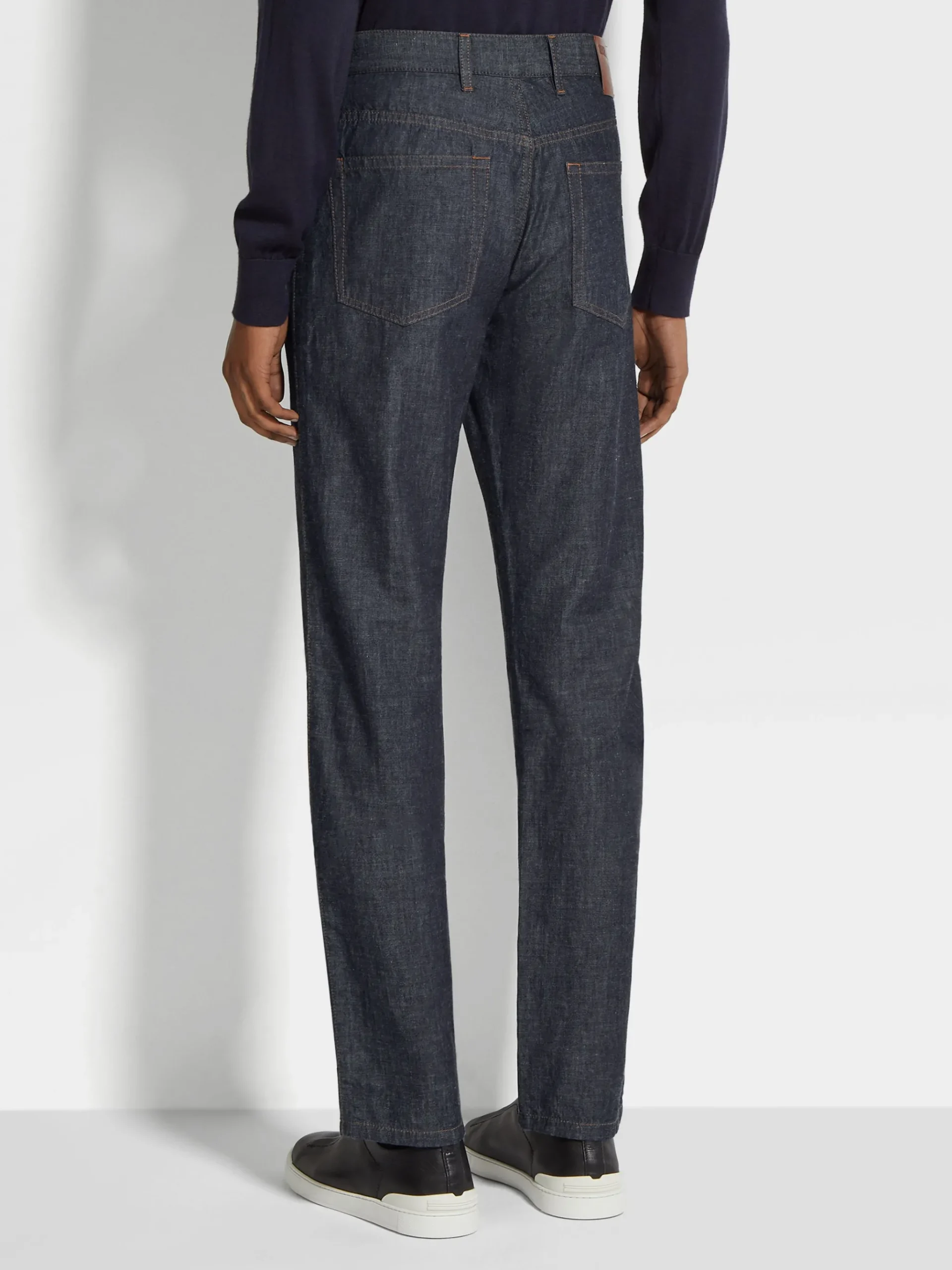 Dark Blue Rinse-washed Cotton and Linen Roccia Jeans