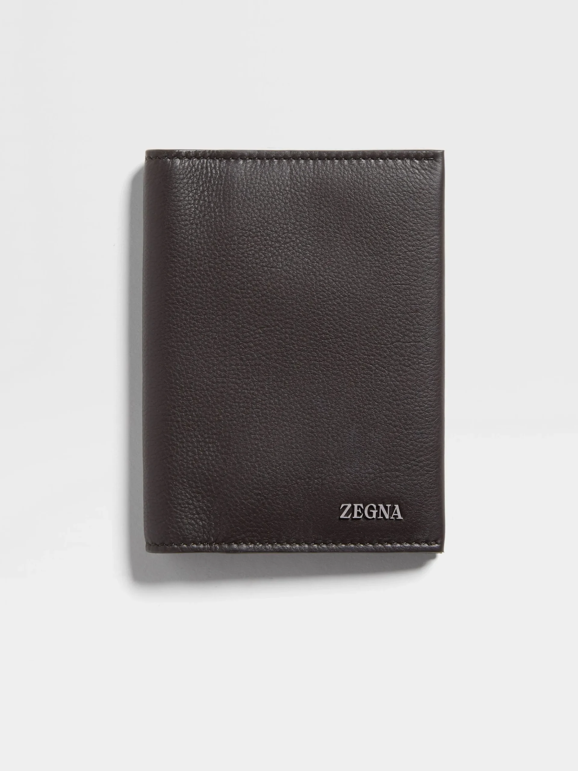 Dark Brown SECONDSKIN Passport Case