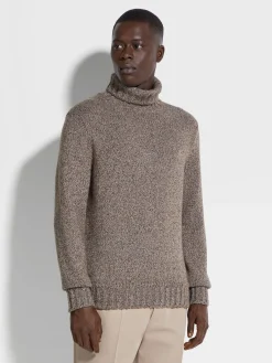 Dark Foliage and Taupe Oasi Cashmere Turtleneck