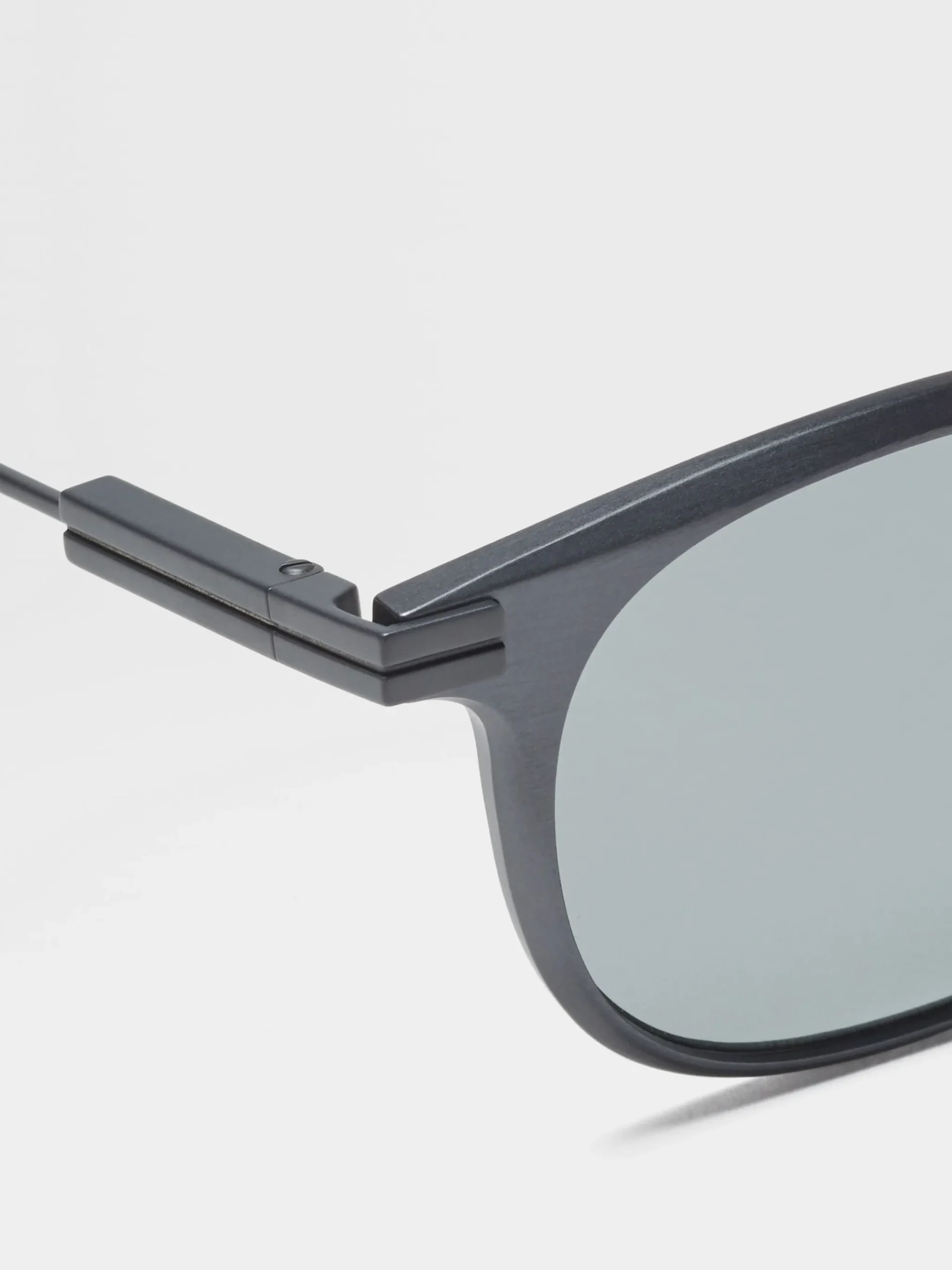Dark Silver Aluminium Sunglasses
