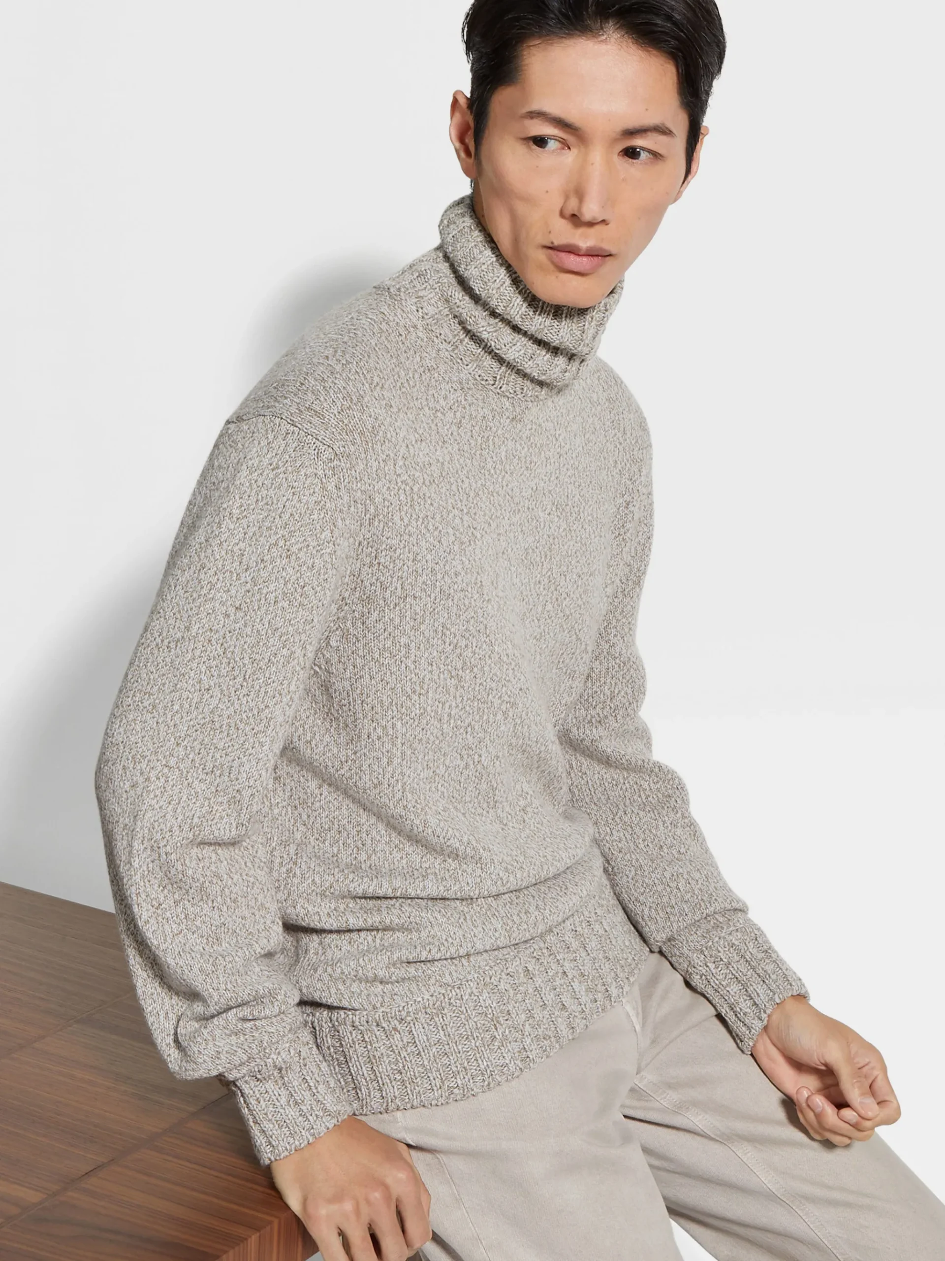 Light Taupe Mélange Oasi Cashmere Turtleneck