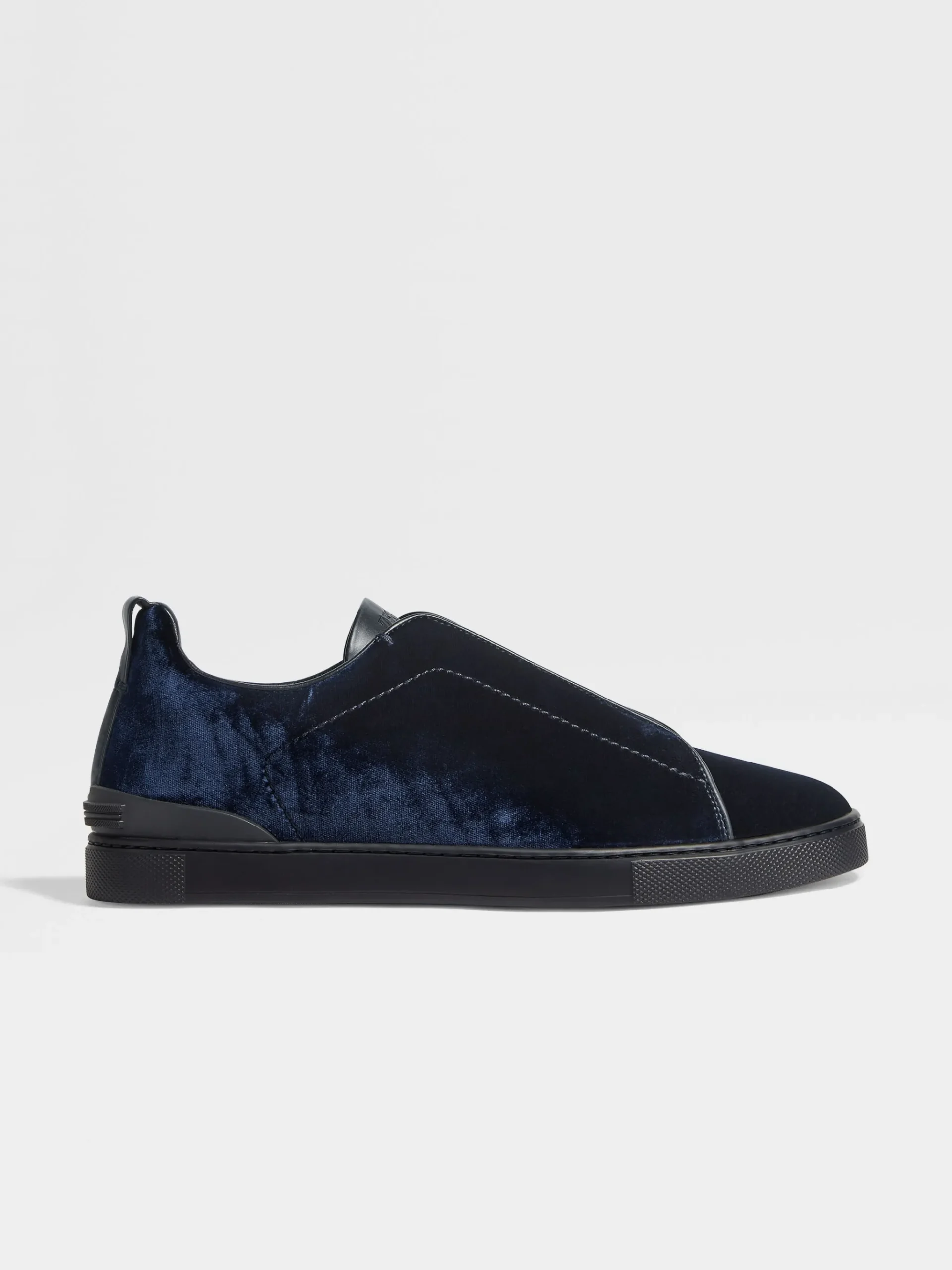 Navy Blue Velvet Triple Stitch™ Sneakers