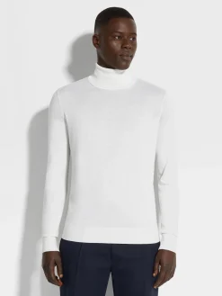 White Cashseta Turtleneck