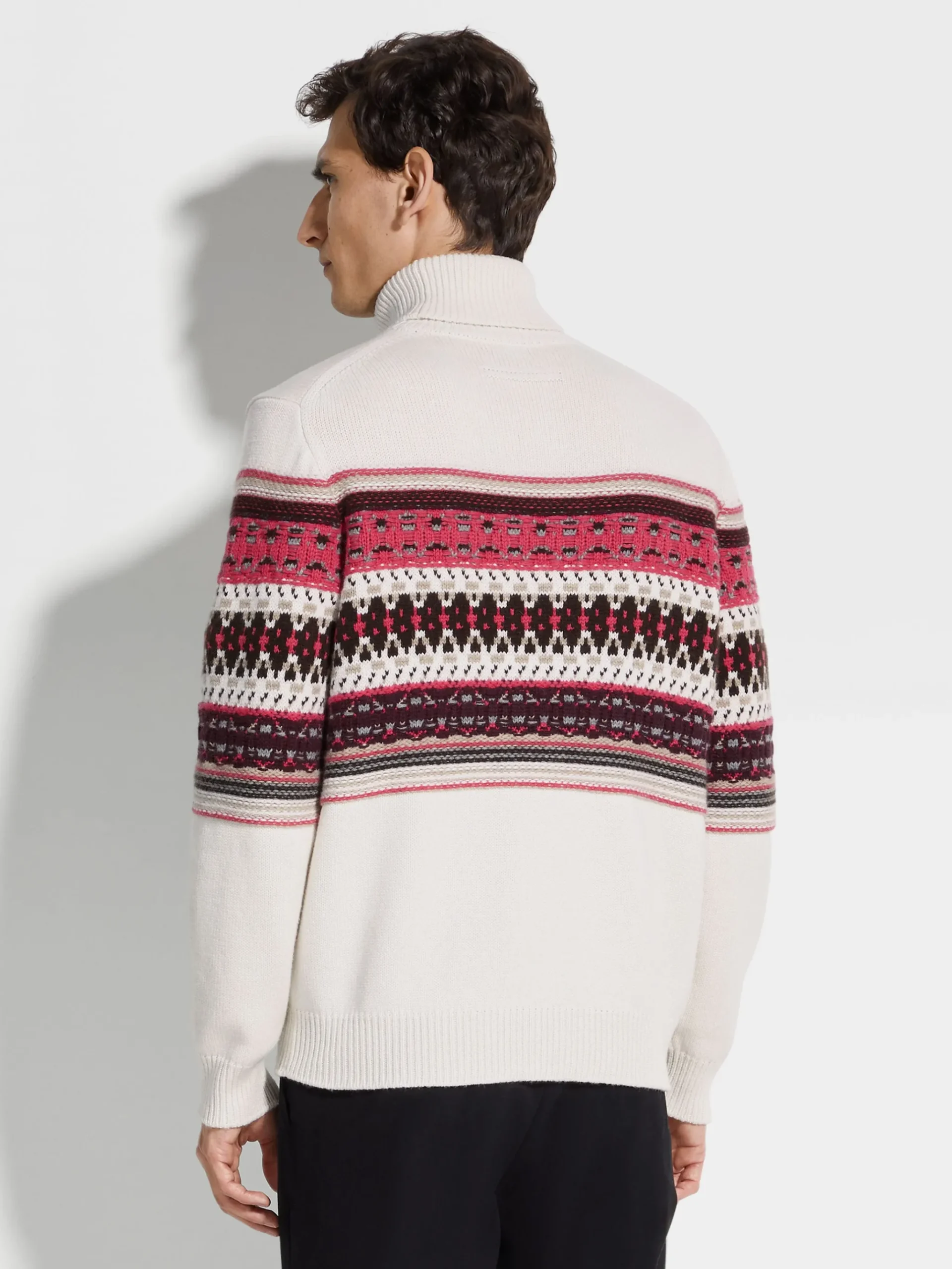 White Oasi Cashmere Turtleneck
